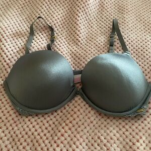 Pink by Victoria's Secret push up bra